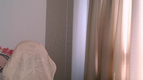 silk_ann online show from May 26, 11:20 am