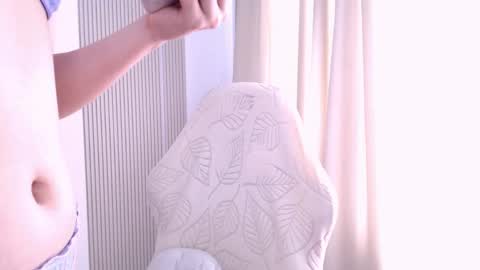 silk_ann online show from May 6, 9:35 am