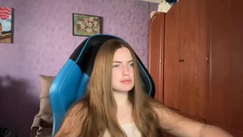 Erica online show from May 24, 11:53 am