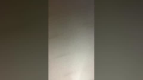 SilkyBvtter online show from April 17, 6:32 pm