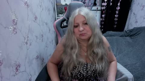 silver_moon_light online show from September 11, 10:10 pm