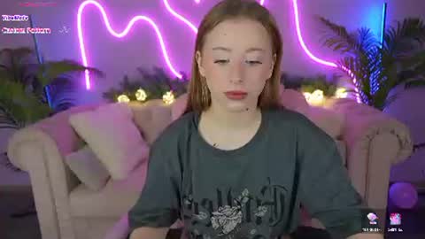  Kristina Kris  online show from December 8, 1:47 pm