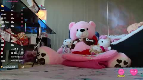 silviajpn online show from May 23, 2:43 am