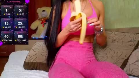 miss Anna online show from January 7, 5:20 pm