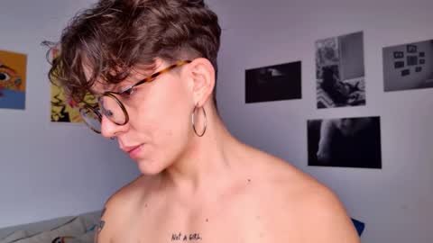 Sim. online show from November 24, 4:20 pm