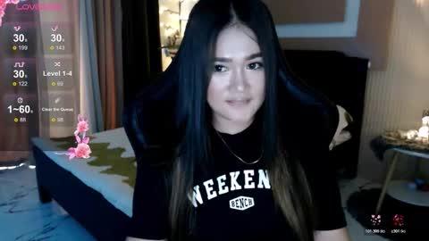 Adrianna Fowler online show from February 9, 12:57 am