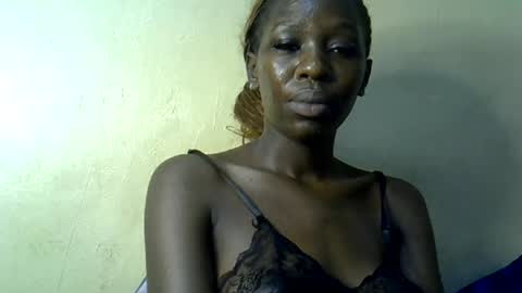 simplyloy33 online show from June 14, 10:26 am