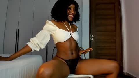 Snapshot of sincerre9_tara chatting on October 9, 1:15 pm sincerre9_tara online show from October 9, 1:15 pm