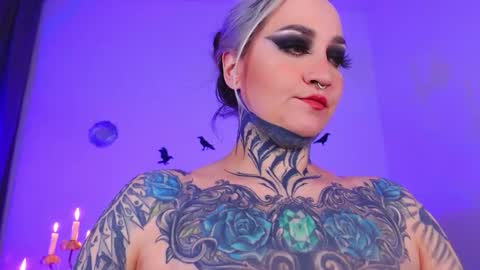 Ms. Sindel online show from October 26, 2:01 pm