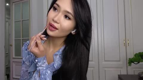 Ellie online show from February 21, 5:57 pm