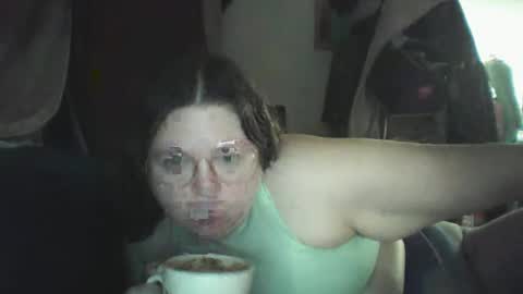 Siofra online show from February 27, 3:04 am