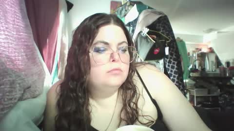 Siofra online show from February 21, 7:54 pm