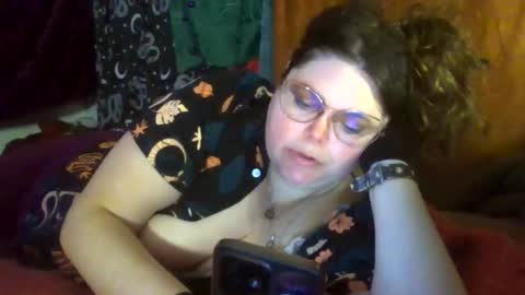 Siofra online show from May 26, 7:51 am