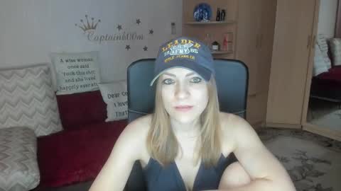 sirenasilk online show from November 11, 6:09 am