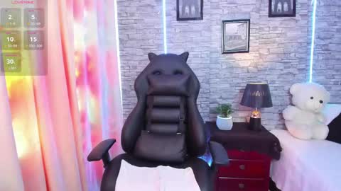 Skarleth online show from May 29, 4:27 pm