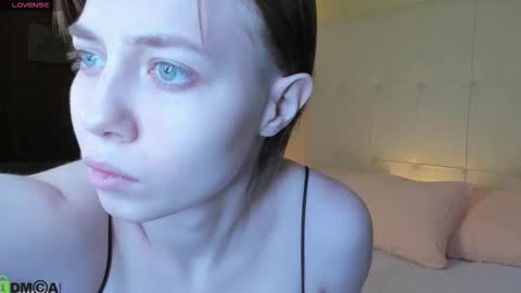 Emily online show from January 8, 1:09 am