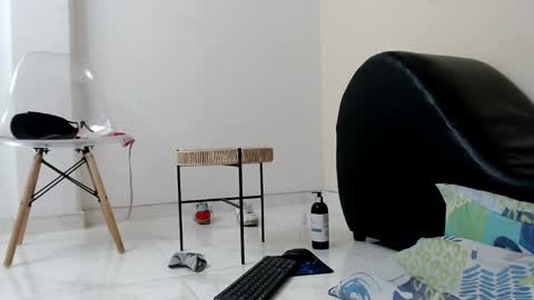 skinny online show from April 6, 4:46 am