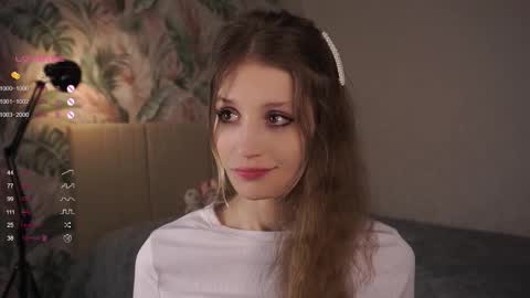 Snapshot of skinny_eve chatting on March 2, 7:30 pm Emily online show from March 2, 7:30 pm