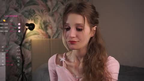 Snapshot of skinny_eve chatting on March 9, 6:11 pm Emily online show from March 9, 6:11 pm