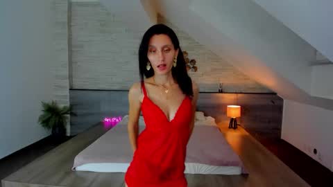 Julia online show from October 23, 4:29 am