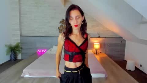 Julia online show from October 12, 4:48 am