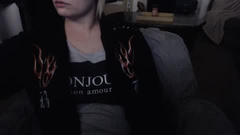 SKYLE   online show from January 20, 5:48 am