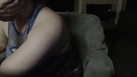SKYLE   online show from May 22, 5:38 am