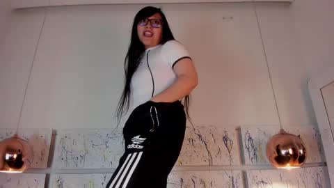 skye_bluee_ online show from September 12, 3:29 am