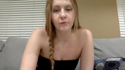 Skye online show from May 7, 9:35 am