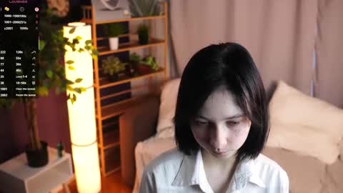 Melissa online show from October 30, 4:04 am