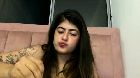 Skyler online show from May 18, 2:21 am