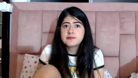 Skyler online show from May 26, 2:22 am
