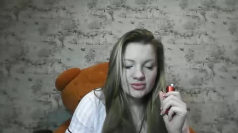 Skyler online show from March 28, 7:02 pm