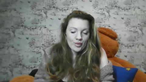 Skyler online show from March 24, 6:02 pm