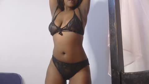 Bella online show from January 20, 1:39 am