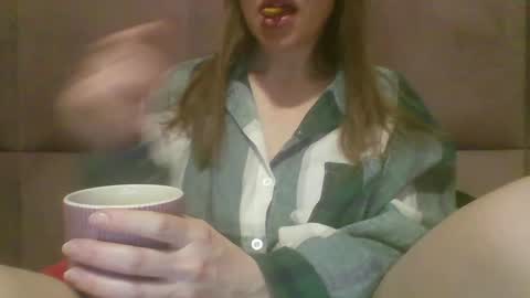 Sladkiegubki online show from February 26, 3:03 am