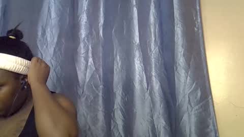 Alicia online show from December 22, 6:22 pm