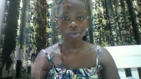 Snapshot of slim_petite_ebony chatting on March 4, 10:38 pm slim_petite_ebony online show from March 4, 10:38 pm
