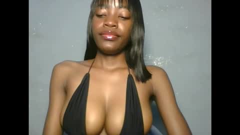 Snapshot of slimkatie__ chatting on September 15, 1:30 pm slimkatie__ online show from September 15, 1:30 pm