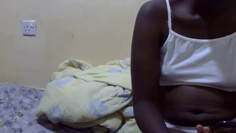 slimmygal online show from February 7, 1:43 pm