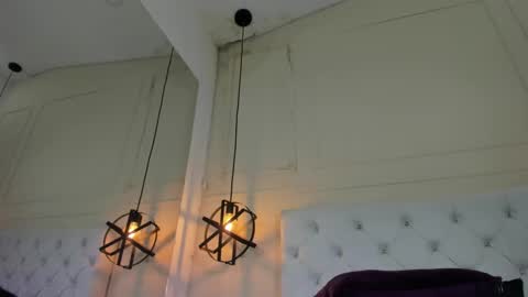 Snapshot of slut_milf1_ chatting on February 12, 7:45 pm Luna online show from February 12, 7:45 pm