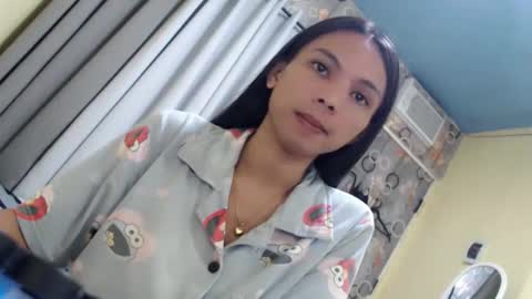 CHIE CHIE online show from May 20, 7:38 am