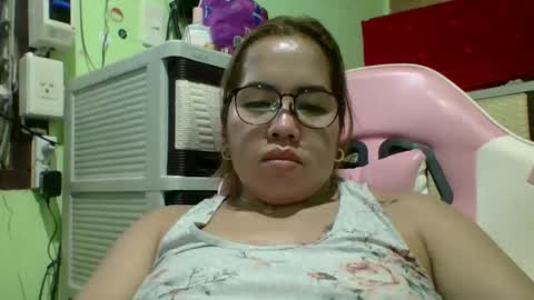 Lovewella online show from May 16, 7:44 am