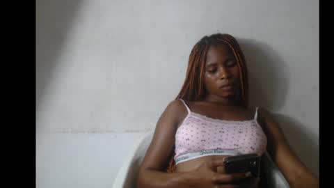 smallsluty online show from May 20, 2:08 am