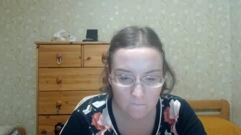 smart_rose online show from April 2, 7:33 pm