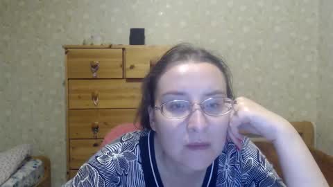 smart_rose online show from March 3, 5:36 pm