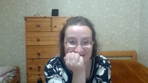 smart_rose online show from October 5, 2:33 pm