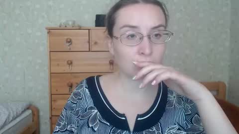 smart_rose online show from March 2, 11:41 am