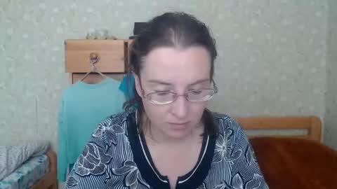 smart_rose online show from March 4, 11:40 am