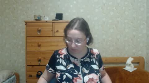 smart_rose online show from March 4, 10:38 pm